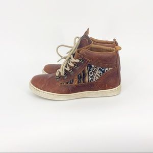 Inkkas Camping Boot Women's size 5